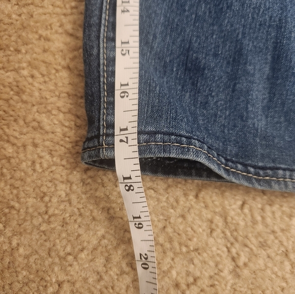 Womens Blue Jean Shorts Knee Length Bacc In Size 22W Sparkle Pockets #R417 - Picture 3 of 7